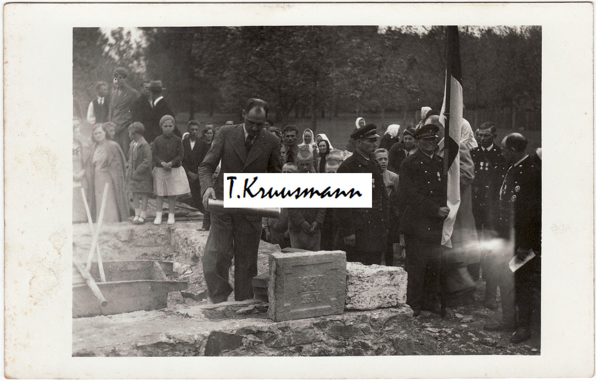 Aravete_pritsimaja_nurgakivi_panek