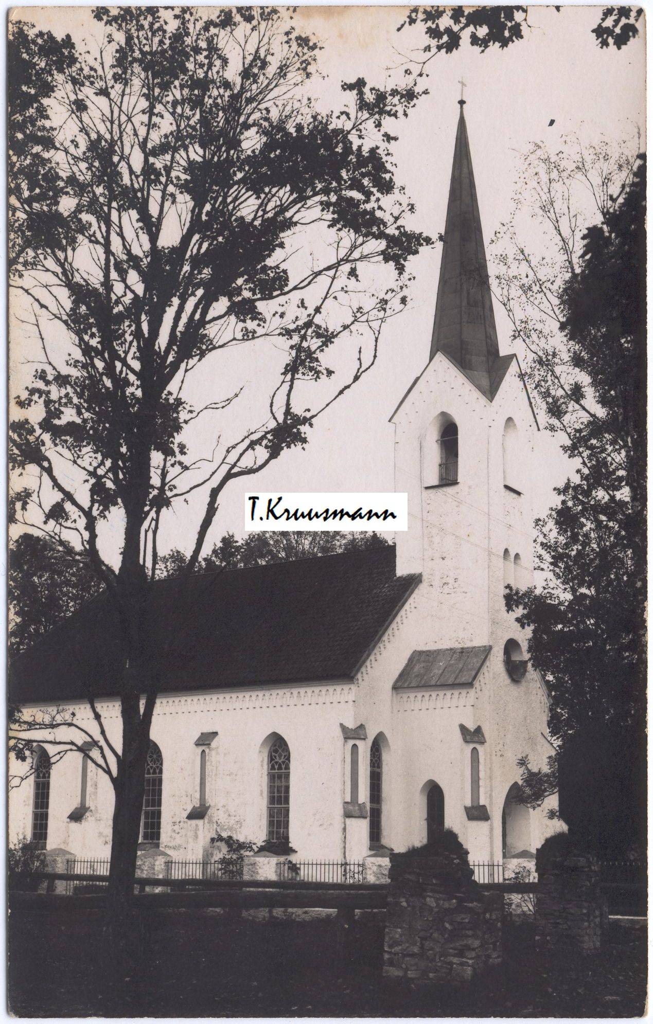 Käsukonna_Risti_kirik