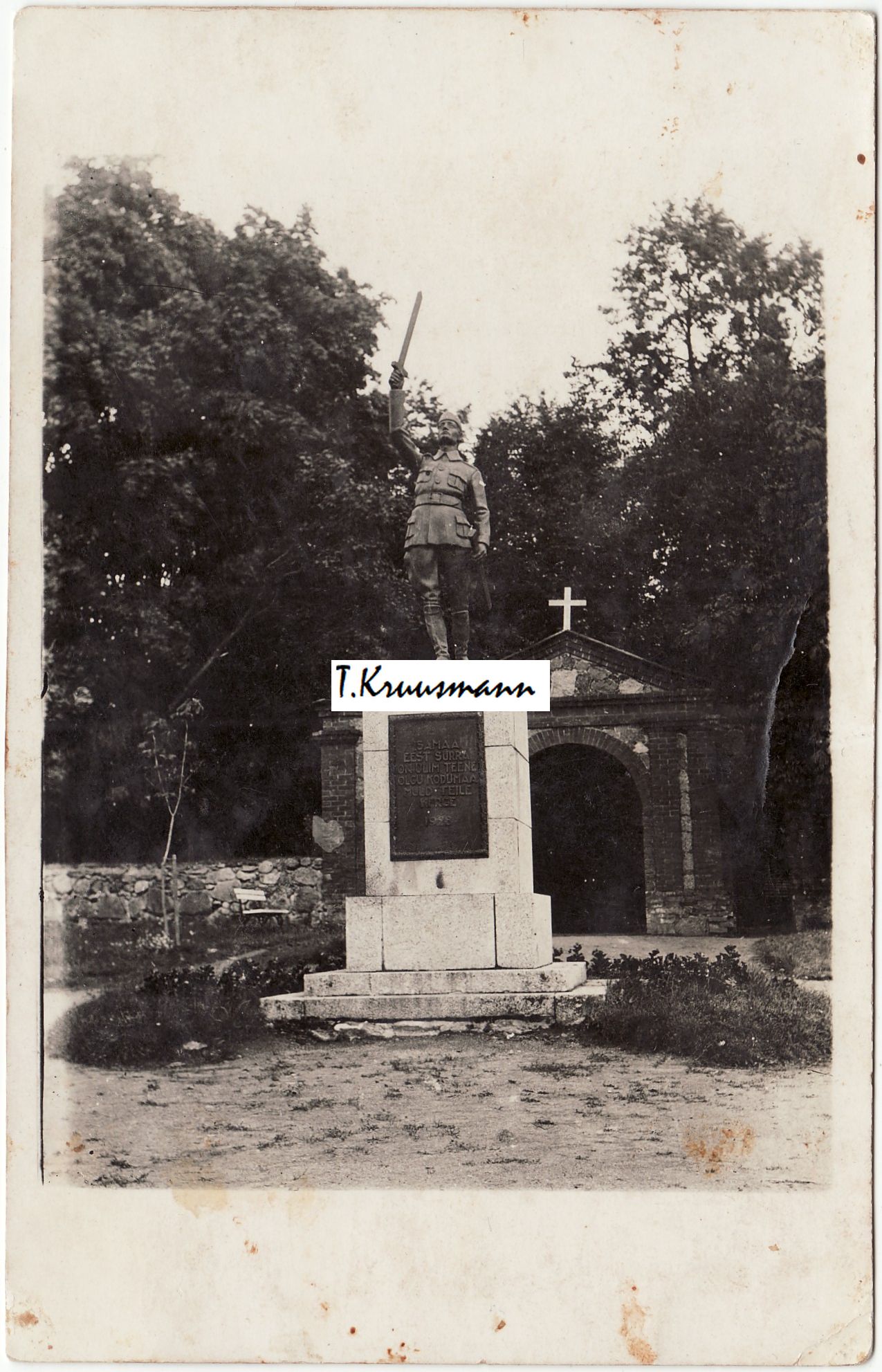 Vabadussõja_mälestussammas_2_nPViIw6