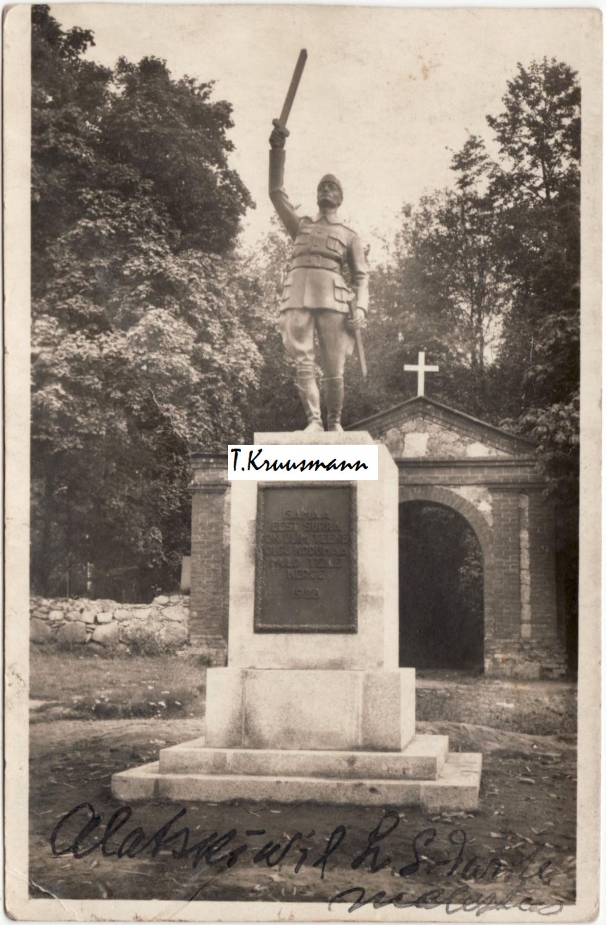 Vabadussõja_mälestussammas_3